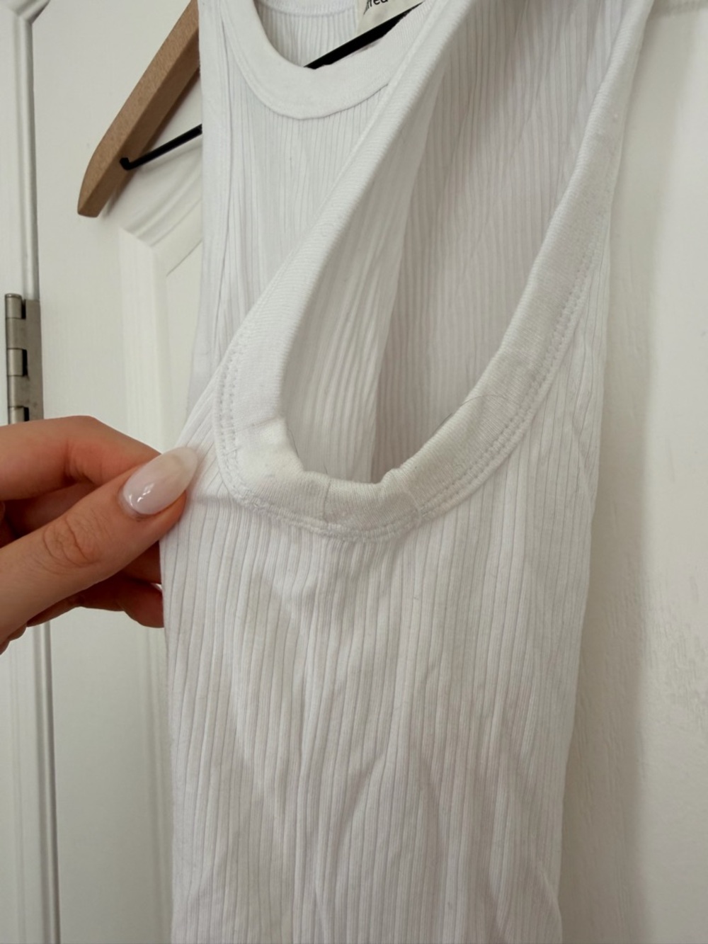 Wilfred White Ribbed Sleeveless Tank - Picture 3 of 4